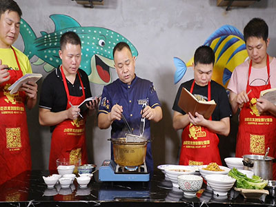 杭州重庆小面培训哪里比较好，当选食为先学员多