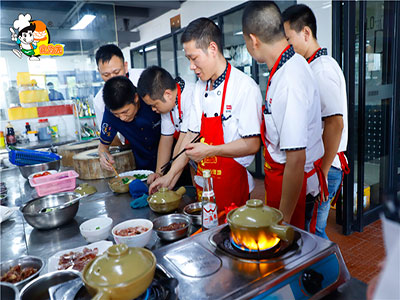 杭州滨江煲仔饭培训哪儿有，就选食为先10年品牌
